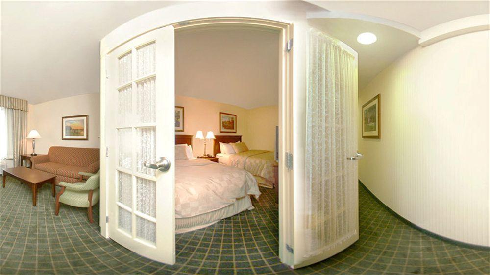 Clarion Hotel & Suites Hamden-New Haven מראה חיצוני תמונה