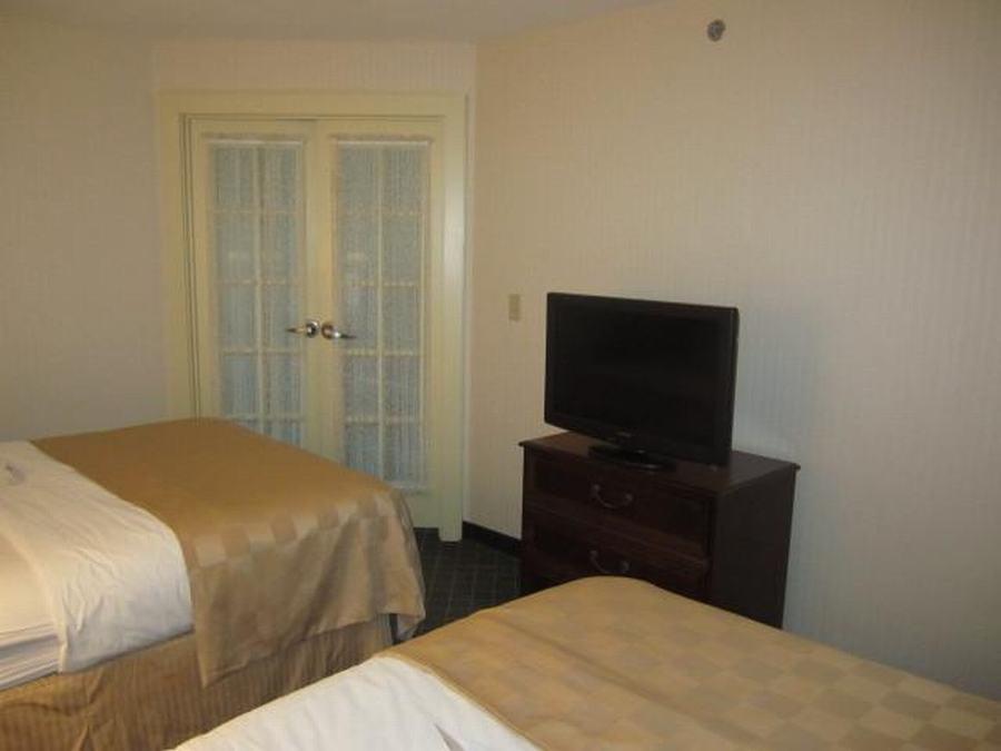 Clarion Hotel & Suites Hamden-New Haven מראה חיצוני תמונה