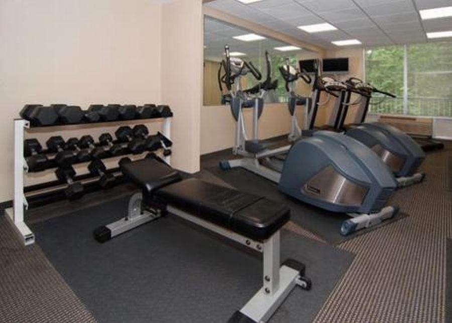 Clarion Hotel & Suites Hamden-New Haven מראה חיצוני תמונה